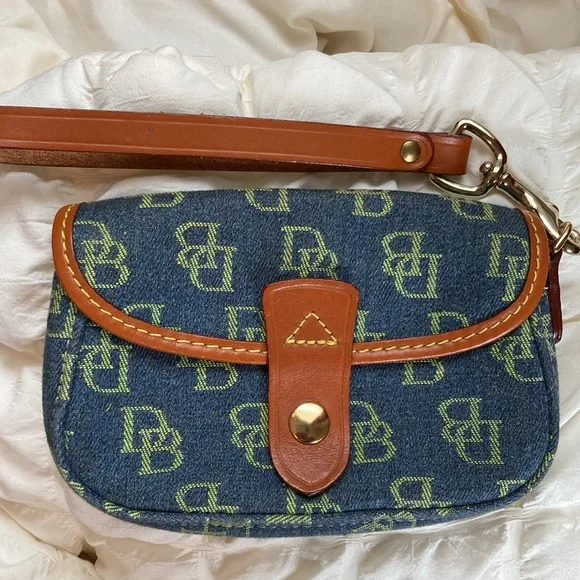 Dooney and Bourke Monogram Denim Wristlet Pouch with Strap Y2K - Picture 2 of 6